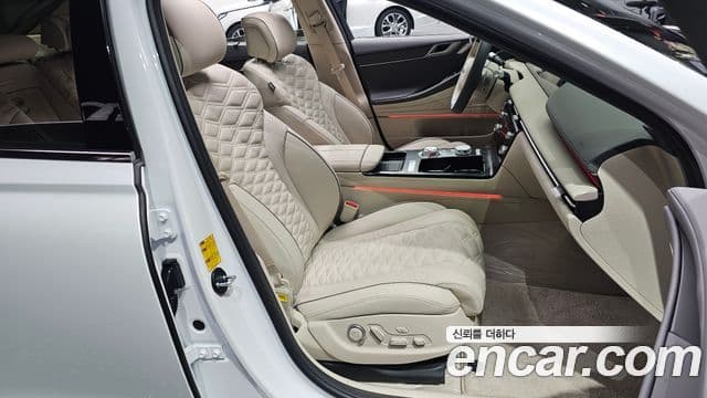 Genesis G80 (RG3) бензин 2.5 турбо AWD, 2026 10