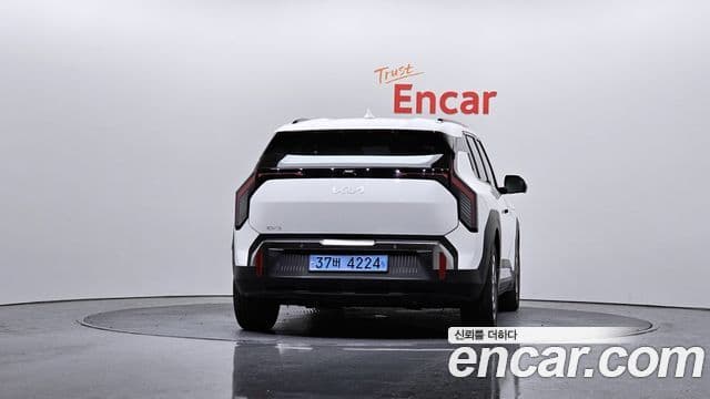 Kia EV3 Earth, 2025 4