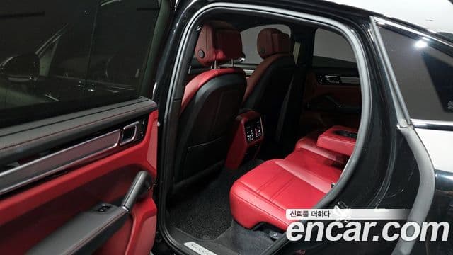 Porsche Cayenne (PO536) 3.0 купе Platinum Edition, 2023 11