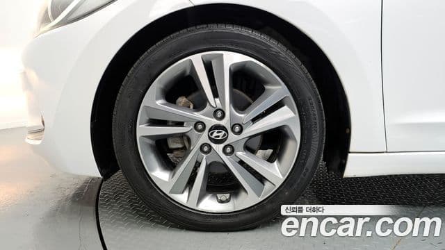 Hyundai Avante AD 1.6 GDI Value Plus, 2018 все фото