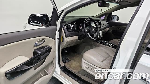 Kia All New Carnival Noblesse, 2017 11
