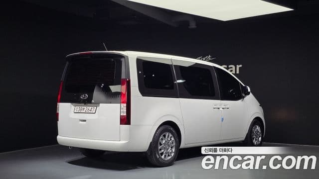 Hyundai Staria Modern, 2022 2