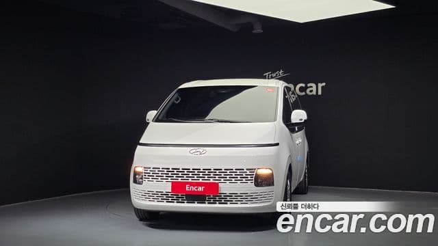 Hyundai Staria Modern, 2022 3