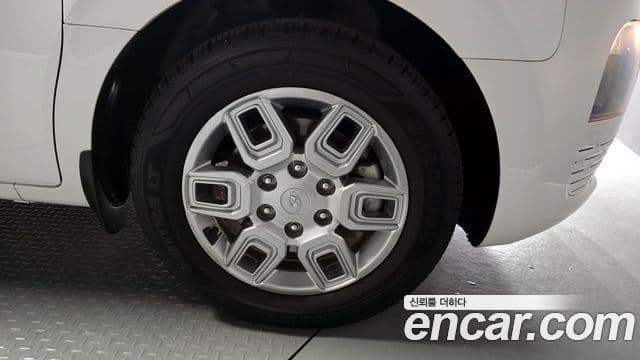 Hyundai Staria Modern, 2022 все фото