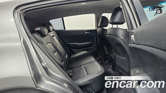 Kia Sportage 4세대 дизель 1.7 2WD Trendy, 2016 12