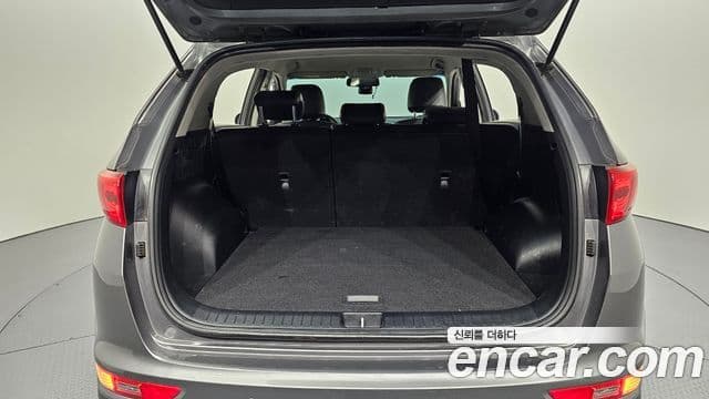 Kia Sportage 4세대 дизель 1.7 2WD Trendy, 2016 20