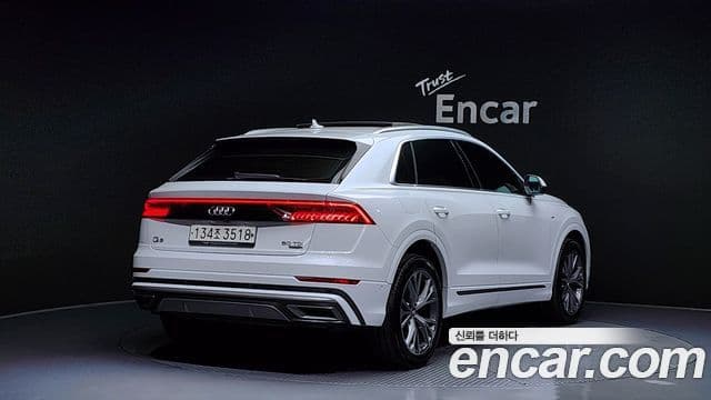 Audi Q8 (4M) Premium, 2020 2