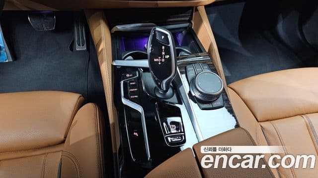 BMW 5시리즈 (G30) 520i M Sport, 2022 9