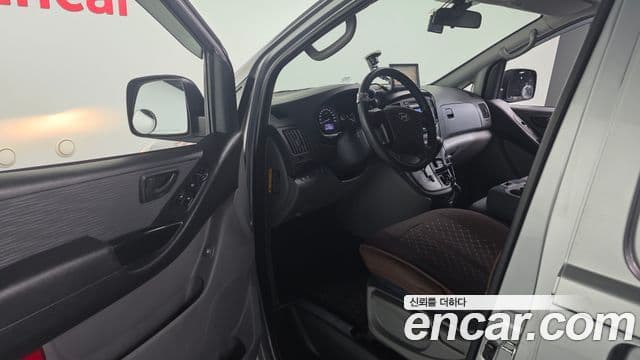 Hyundai Grand Starex Smart, 2017 11