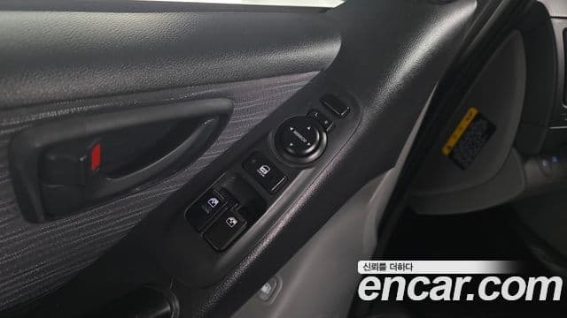 Hyundai Grand Starex Smart, 2017 16