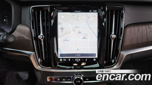 Volvo S90 T8 AWD Ultra Bright, 2025 15