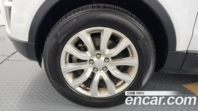 Land Rover Range Rover Evoque 2.0 TD4 SE, 2017 все фото