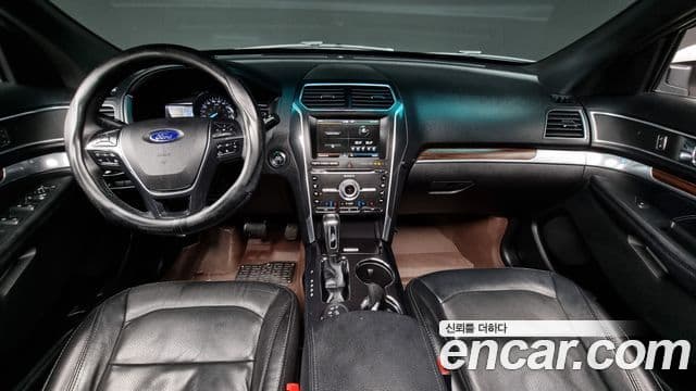 Ford Explorer 5세대, 2016 7