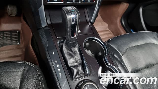 Ford Explorer 5세대, 2016 9