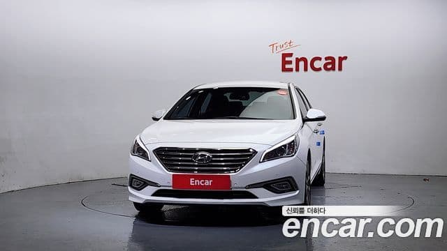 Hyundai LF Sonata 2.0 Smart, 2015 3