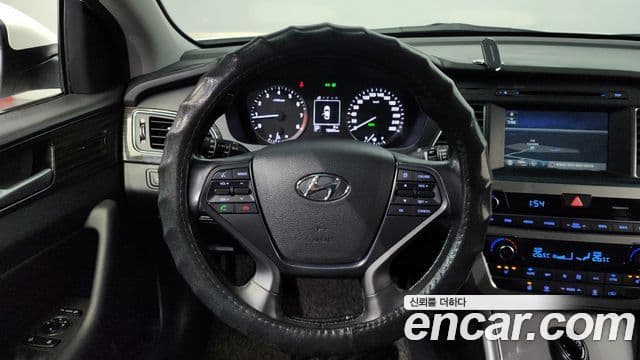 Hyundai LF Sonata 2.0 Smart, 2015 16