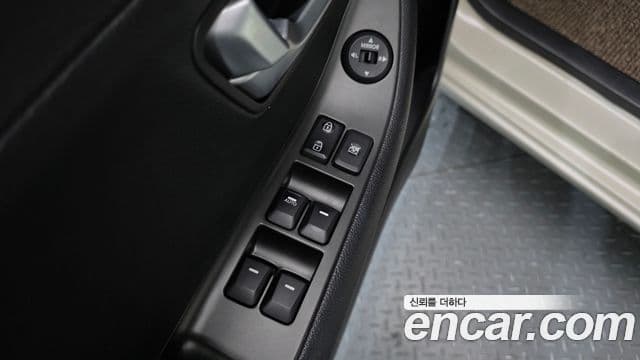 Kia All New Morning Luxury, 2013 14