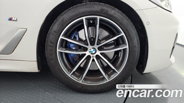 BMW 5시리즈 (G30) 520i M Sport, 2022 все фото