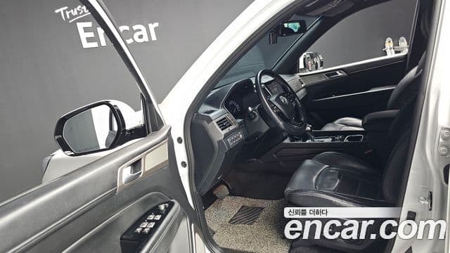 KG모빌리티(SsangYong) G4 Rexton Majesty, 2019 10