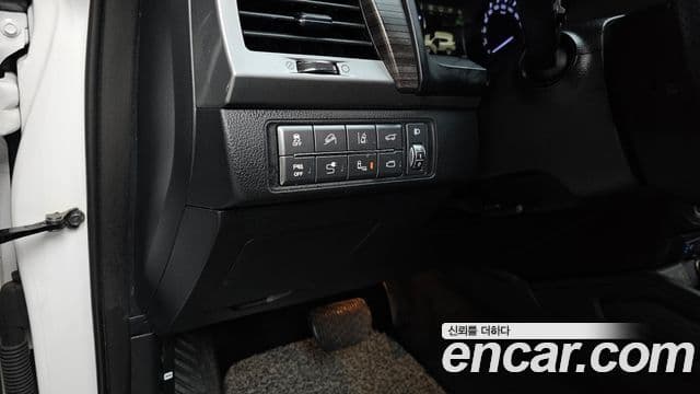 KG모빌리티(SsangYong) G4 Rexton Majesty, 2019 16