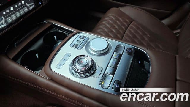 Genesis G90 (RS4) бензин 3.5 турбо e-S/C AWD LWB, 2023 9