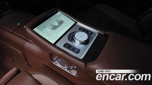 Genesis G90 (RS4) бензин 3.5 турбо e-S/C AWD LWB, 2023 18