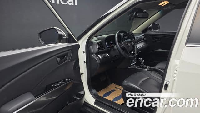 KG모빌리티(SsangYong) Berry New Tivoli V3, 2021 10