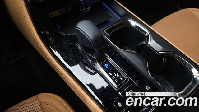 Lexus NX350h 2세대 Premium, 2024 9