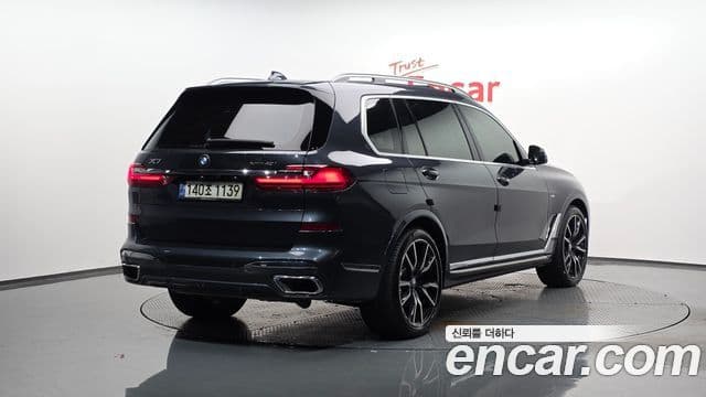 BMW X7 (G07) xDrive 40i M Sport 6인승, 2020 2