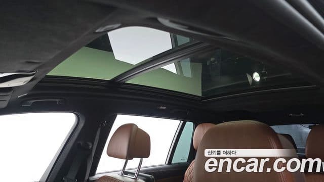 BMW X7 (G07) xDrive 40i M Sport 6인승, 2020 19