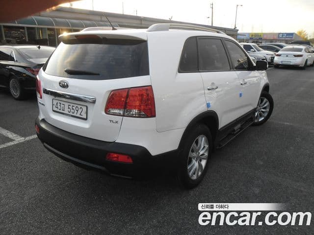 Kia Sorento R топовая версия, 2012 3