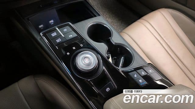 Kia K8 гибрид Noblesse Light, 2022 9