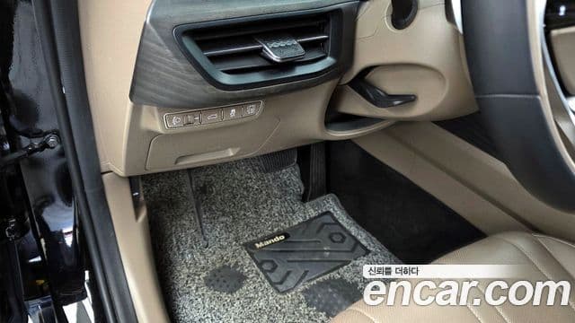 Kia K8 гибрид Noblesse Light, 2022 18