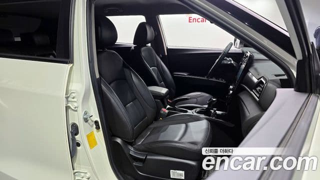 KG모빌리티(SsangYong) Berry New Tivoli V3, 2022 10