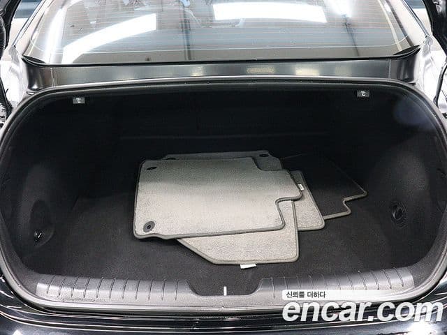 Hyundai Ioniq 6 Prestige, 2023 18