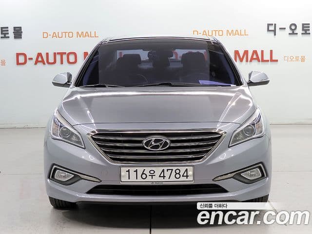 Hyundai LF Sonata LPI Modern(для людей с инвалидностью), 2015 3