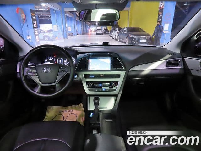 Hyundai LF Sonata LPI Modern(для людей с инвалидностью), 2015 7