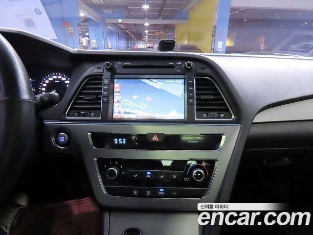 Hyundai LF Sonata LPI Modern(для людей с инвалидностью), 2015 14