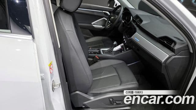 Audi Q3 (F3), 2025 12