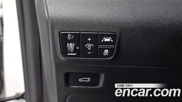 Kia K5 3세대 Signature, 2021 13