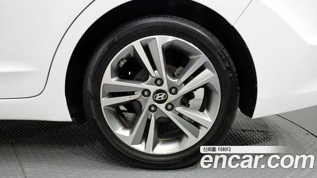 Hyundai Avante AD 1.6 GDI Value Plus, 2018 все фото