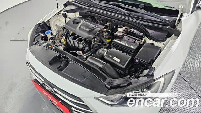 Hyundai Avante AD 1.6 GDI Value Plus, 2018 6