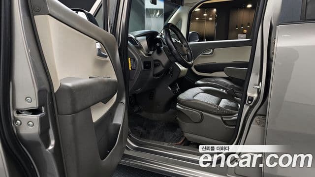 Kia Ray Luxury, 2013 10