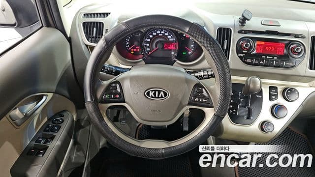 Kia Ray Luxury, 2013 13
