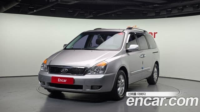 Kia Carnival R Grand Carnival GLX, 2011 1