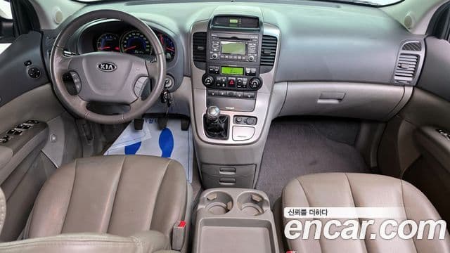 Kia Carnival R Grand Carnival GLX, 2011 7