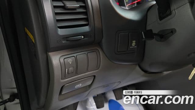 Kia Carnival R Grand Carnival GLX, 2011 16