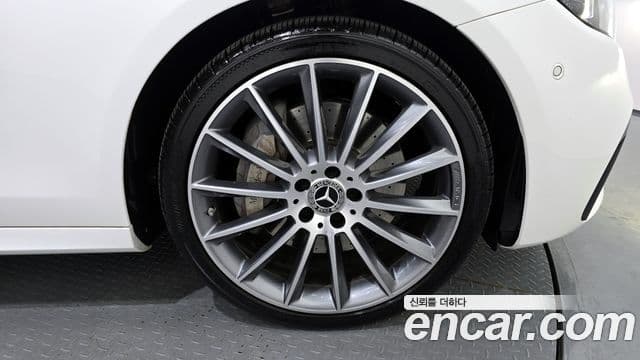 Mercedes-Benz E-класс W213 E350 4MATIC AMG Line Edition, 2021 все фото