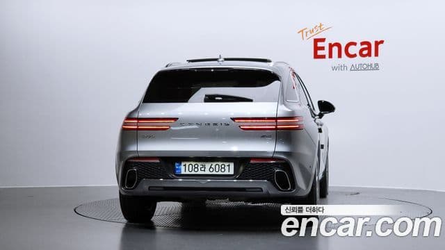 Genesis GV70, 2022 4