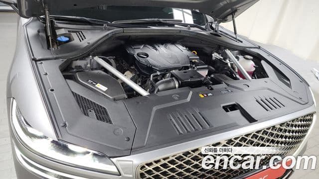 Genesis GV70, 2022 6